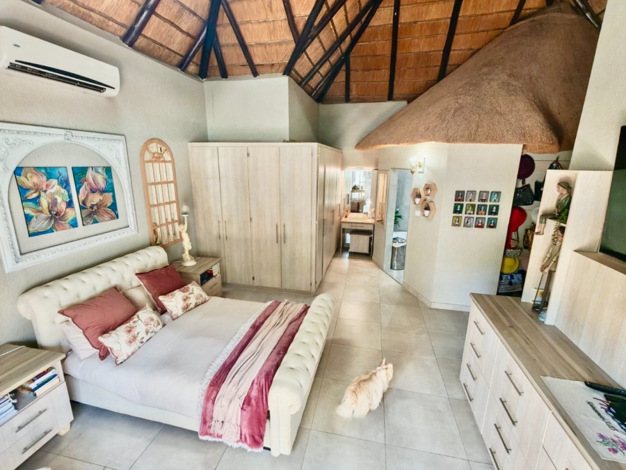 4 Bedroom Property for Sale in Wilkoppies North West